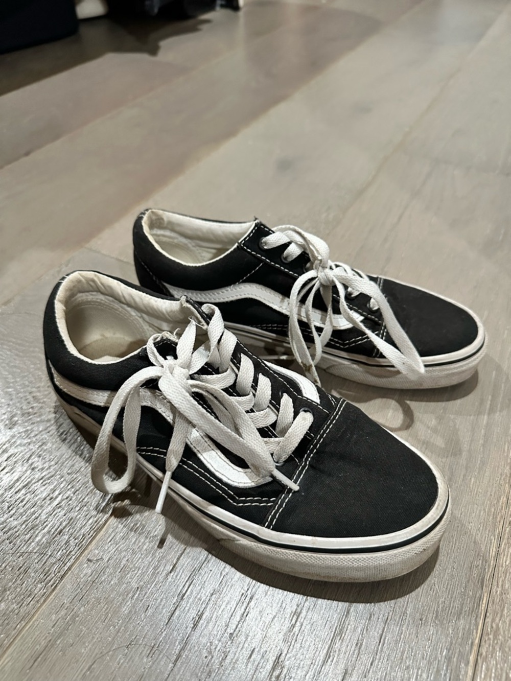 Kids vans size 5